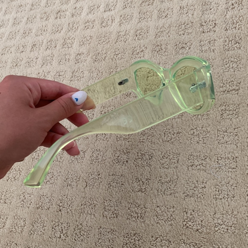 Forever 21 Eyewear - Picture 2 of 3